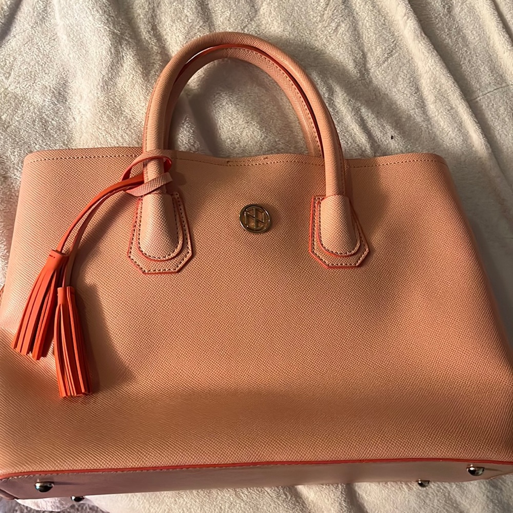 Tracy Negoshian NEW purse, coral leather